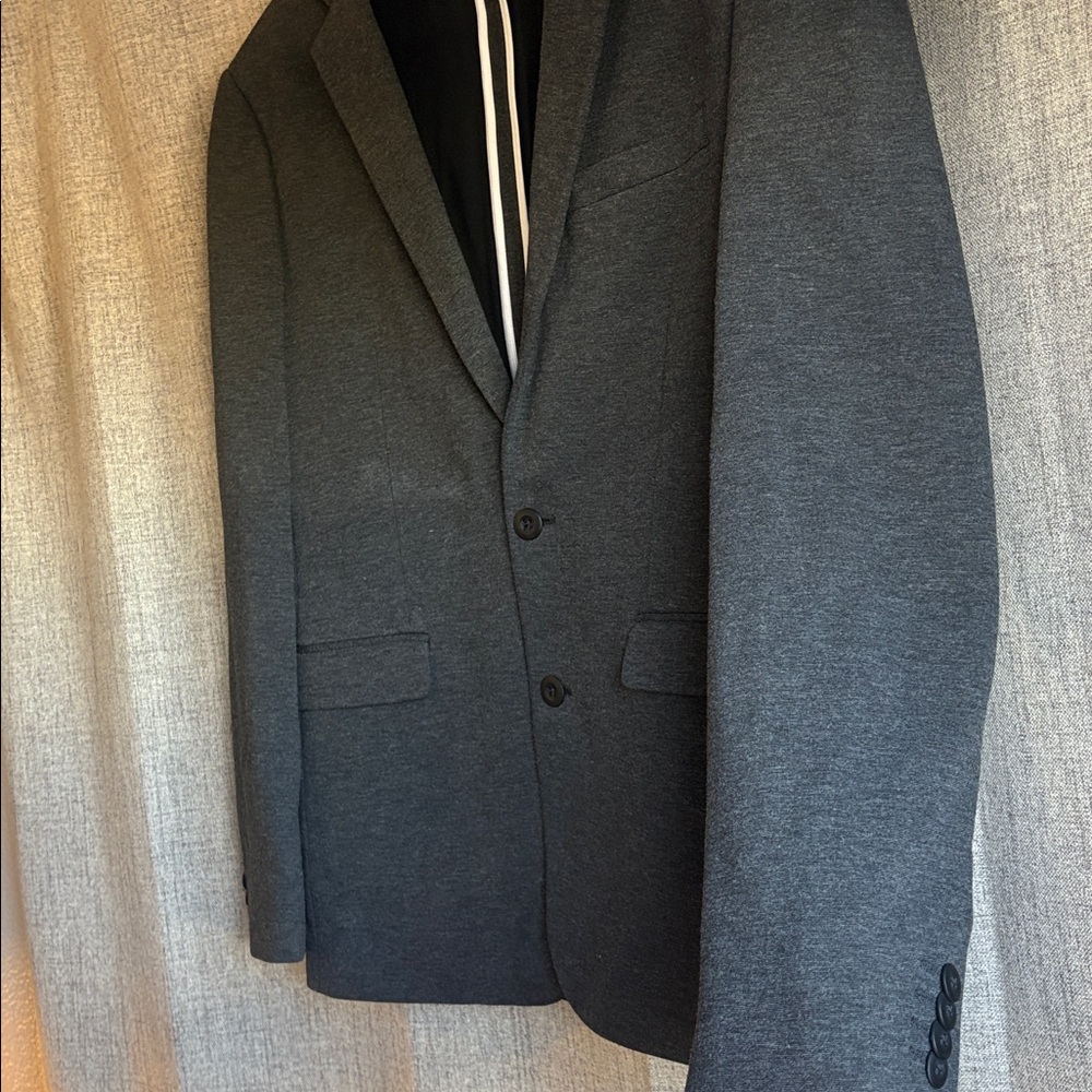 Men’s Express Charcoal Gray Suit Jacket 39R - Picture 2 of 6
